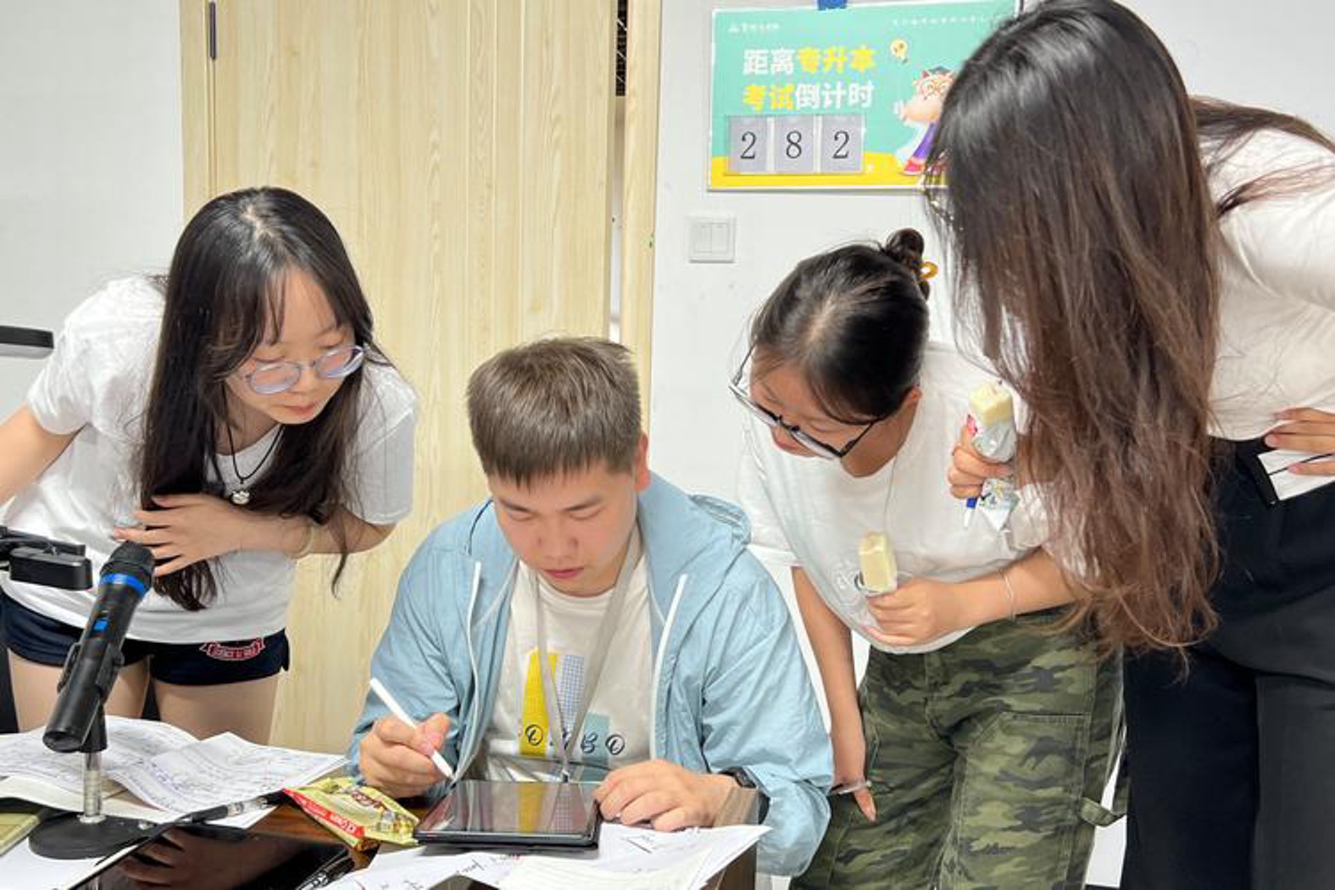 尔霓毕科技